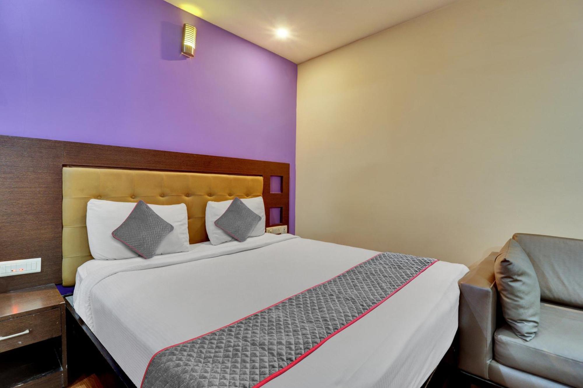 Udayee International Hotel Tirupati Exterior photo
