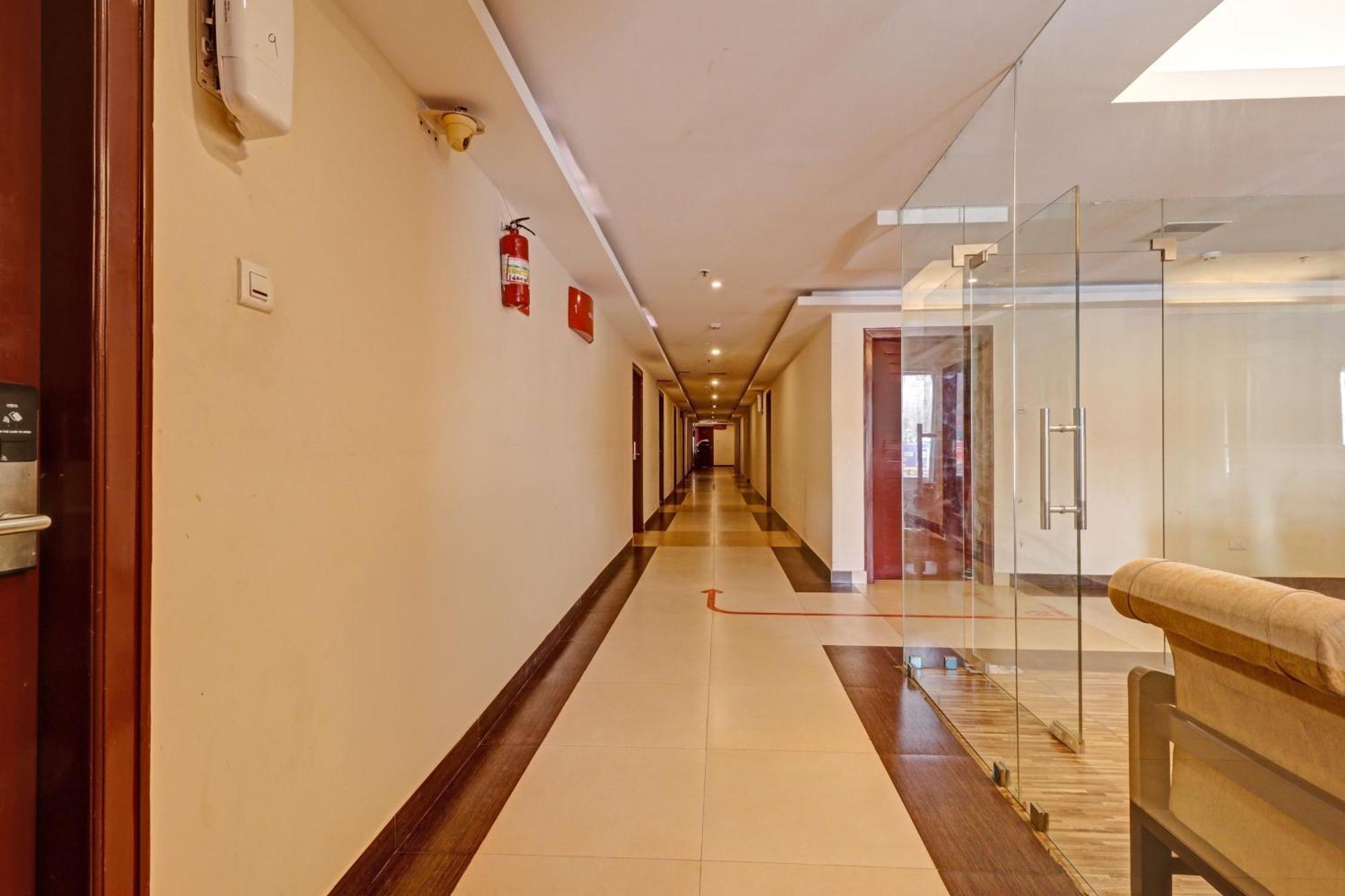 Udayee International Hotel Tirupati Exterior photo